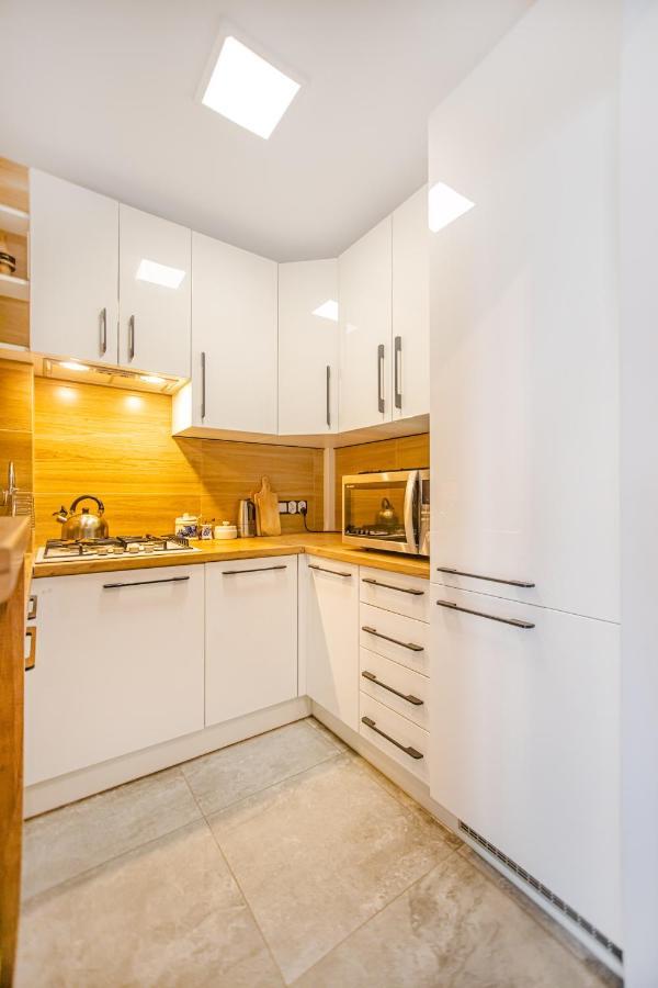 Charming Apt Next To Lazienki Park And City Center Варшава Экстерьер фото